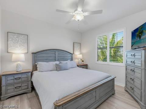 9590 Trevi Ct 5338, Naples FL - photo 7 of 44