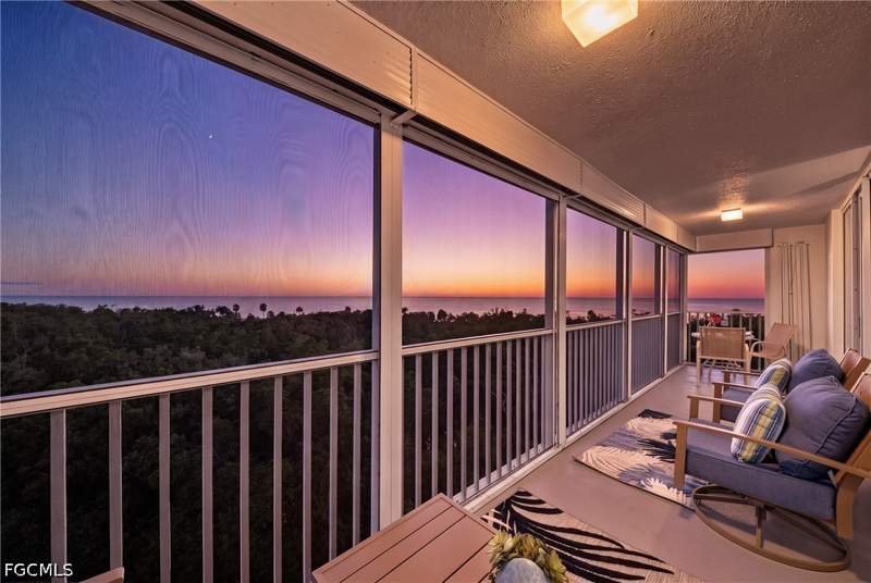 2 bedroom Condominium at 5 Bluebill Ave 603, Vanderbilt Towers, Naples — photo 3