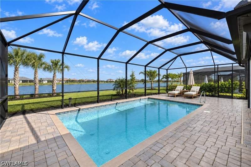 3 bedroom SingleFamilyResidence at 19576 The Place Blvd, The Place At Corkscrew, Estero — photo 3