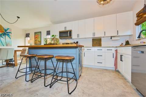 6513 W Royal Woods Dr, Fort Myers FL - photo 16 of 49