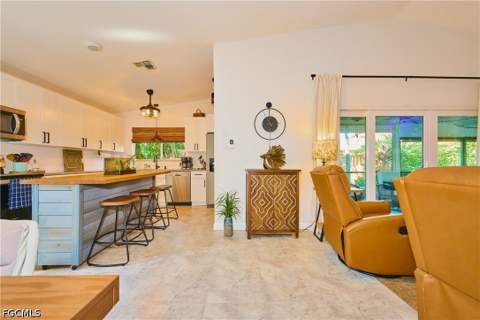 6513 W Royal Woods Dr, Fort Myers FL - photo 18 of 49