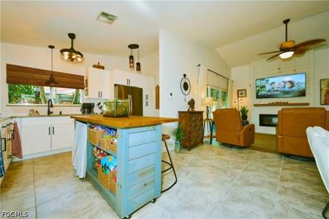 6513 W Royal Woods Dr, Fort Myers FL - photo 8 of 49