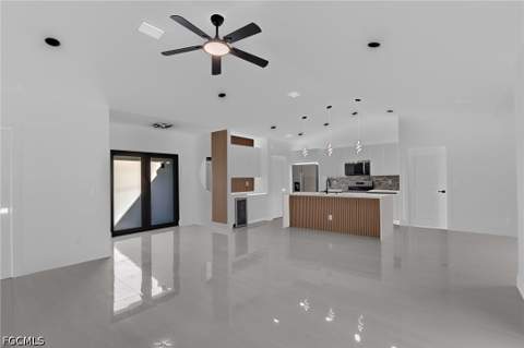 4042 NE 10th Pl, Cape Coral FL - photo 9 of 34