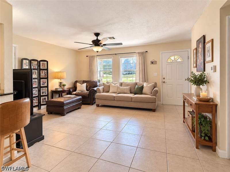 3 bedroom SingleFamilyResidence at 11 Louisiana Rd, Lehigh Acres, Lehigh Acres — photo 4