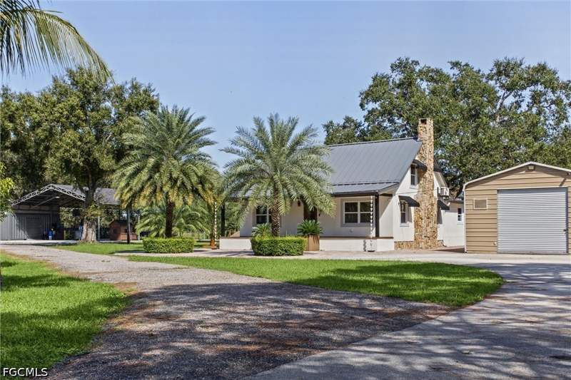 4 bedroom SingleFamilyResidence at 1308 Cabbage Way, Flaghole, Clewiston — photo 4