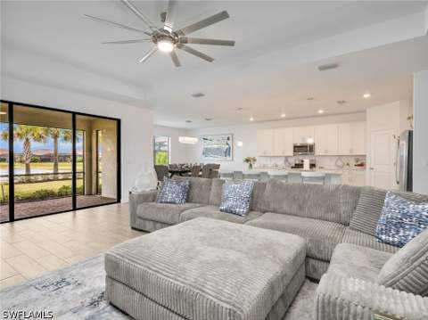 18278 Ridgeline Dr, Estero FL - photo 6 of 46