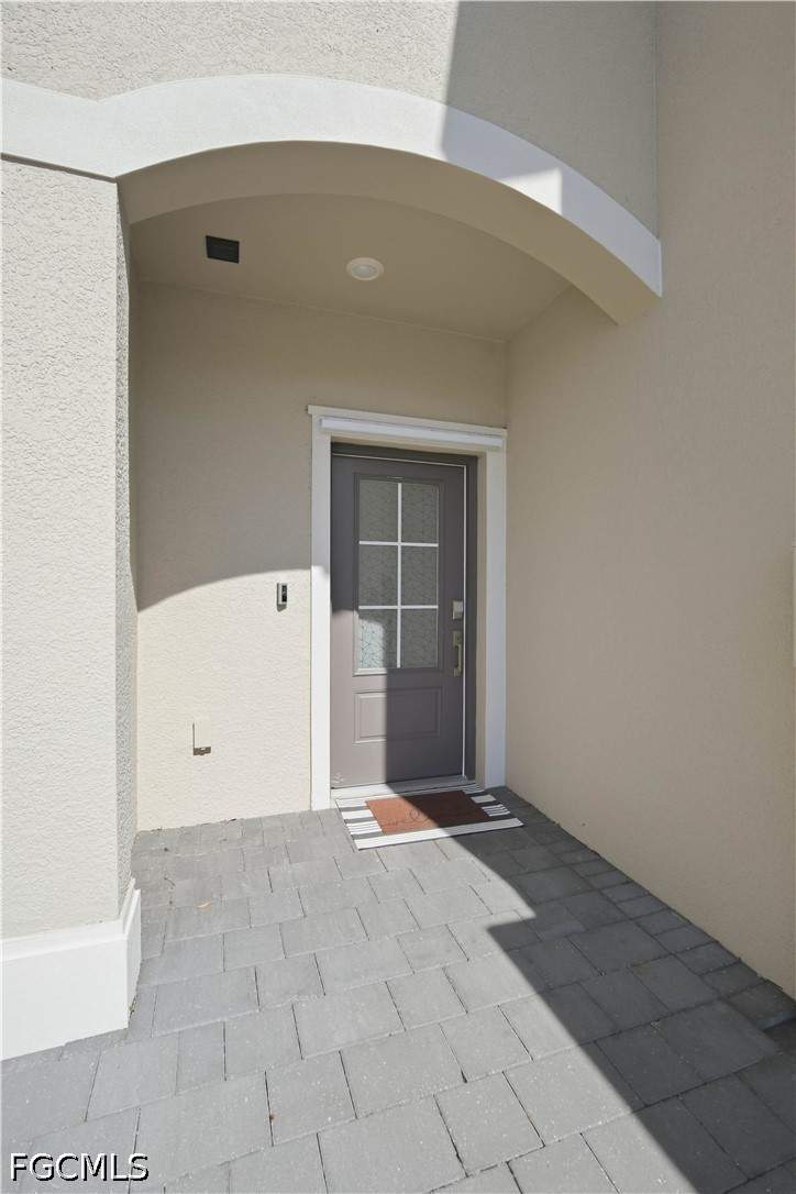 3 bedroom Townhouse at 14260 Pine Lodge Ln, Timber Creek, Fort Myers — photo 3