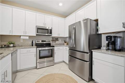 14260 Pine Lodge Ln, Fort Myers FL - photo 6 of 46