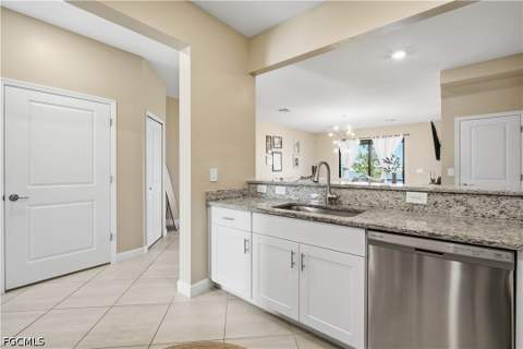 14260 Pine Lodge Ln, Fort Myers FL - photo 7 of 46