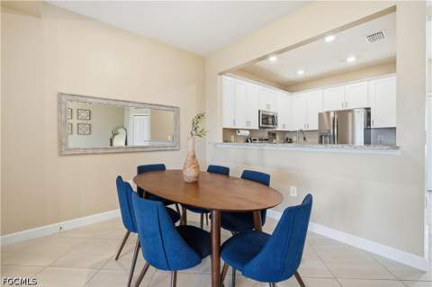 14260 Pine Lodge Ln, Fort Myers FL - photo 9 of 46