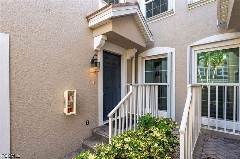 2 bedroom Condominium at 2627 Somerville Loop 605, Somerville, Cape Coral — photo 4