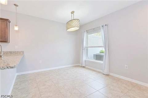 3786 Tilbor Cir, Fort Myers FL - photo 6 of 40