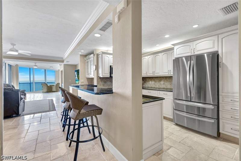 2 bedroom Condominium at 6000 Royal Marco Way 646, Royal Marco Point, Marco Island — photo 4