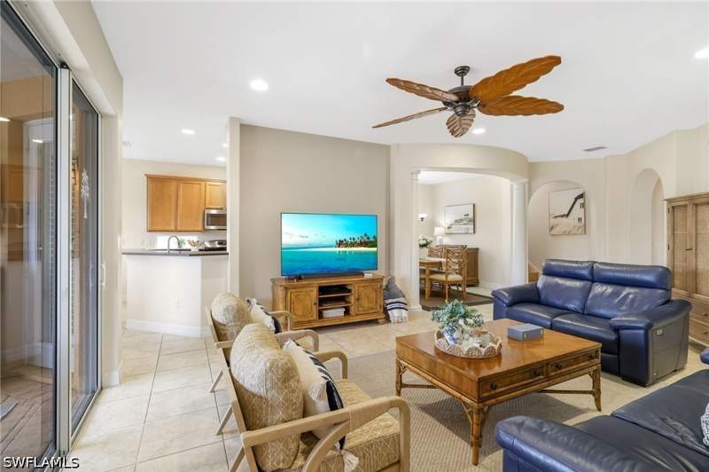 4 bedroom SingleFamilyResidence at 10320 Porto Romano Dr, Porto Romano, Miromar Lakes — photo 5
