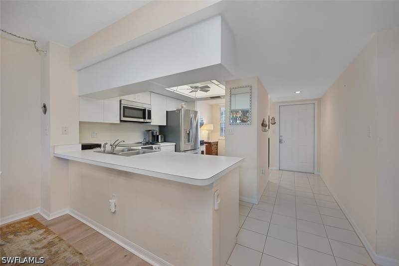 2 bedroom Condominium at 270 Naples Cove Dr 3304, Naples Cove, Naples — photo 5