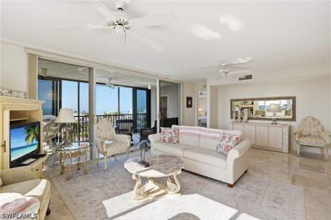 4753 Estero Blvd 502, Fort Myers Beach FL - photo 9 of 40