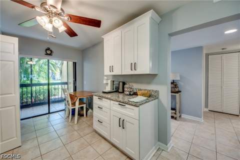 15489 Admiralty Cir 3, North Fort Myers FL - photo 11 of 47