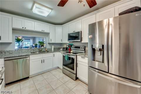 15489 Admiralty Cir 3, North Fort Myers FL - photo 8 of 47
