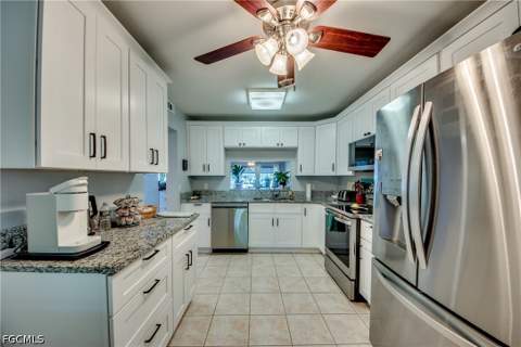 15489 Admiralty Cir 3, North Fort Myers FL - photo 9 of 47