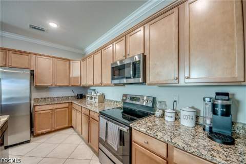 3609 Valle Santa Cir, Cape Coral FL - photo 8 of 60