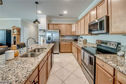3609 Valle Santa Cir, Cape Coral FL - photo 9 of 60