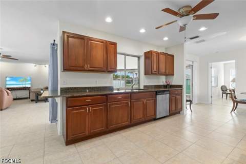 4472 Coronado Pkwy, Cape Coral FL - photo 7 of 72