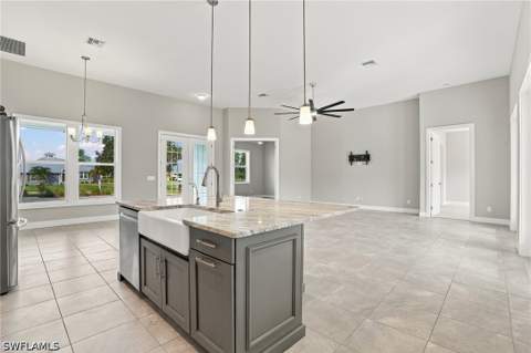4611 Castalia Ct, Fort Myers FL - photo 10 of 50