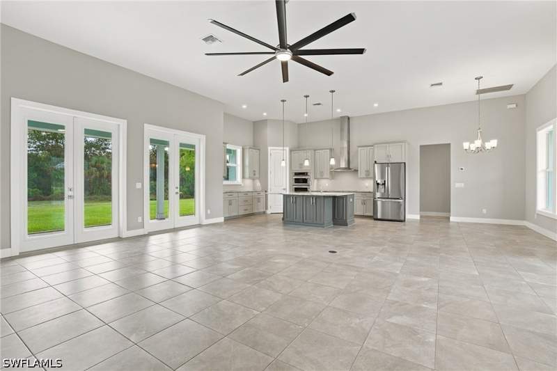 3 bedroom SingleFamilyResidence at 4611 Castalia Ct, Horse Creek, Fort Myers — photo 4