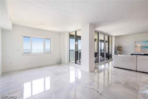 10951 Gulf Shore Dr 904, Naples FL - photo 8 of 31