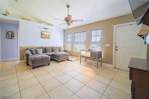 507 SE 8th Ter, Cape Coral FL - photo 10 of 19