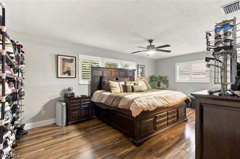 1468 N Larkwood Sq, Fort Myers FL - photo 10 of 23