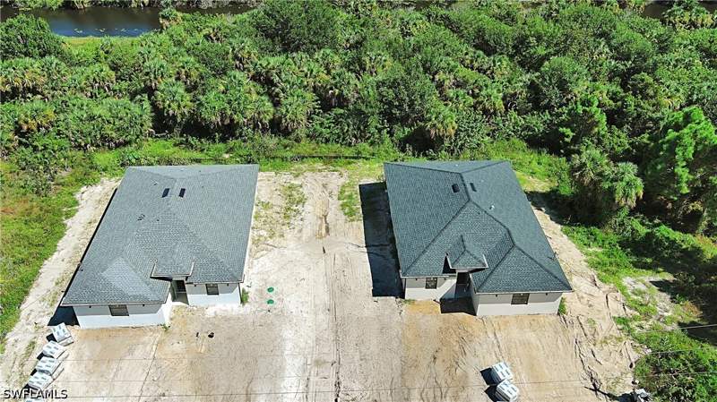 5 bedroom SingleFamilyResidence at 537 Naples Ave S, Lehigh Acres, Lehigh Acres — photo 3