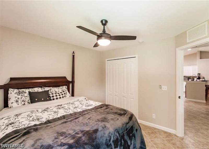 3 bedroom SingleFamilyResidence at 122 Teakwood Dr, Mirror Lakes, Lehigh Acres — photo 5