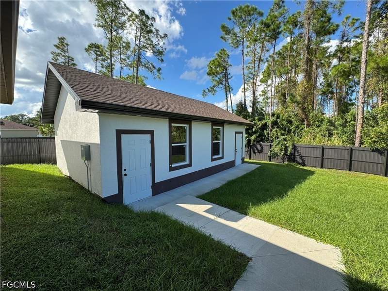 3 bedroom SingleFamilyResidence at 3200 21st St W, Lehigh Acres, Lehigh Acres — photo 4