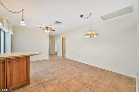634 SE 32nd St, Cape Coral FL - photo 10 of 43