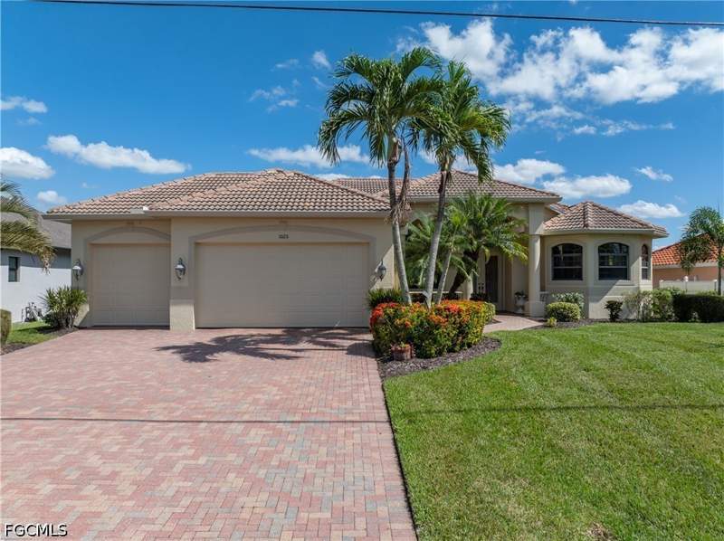 3 bedroom SingleFamilyResidence at 1025 SW 6th Ave, Cape Coral, Cape Coral — photo 3