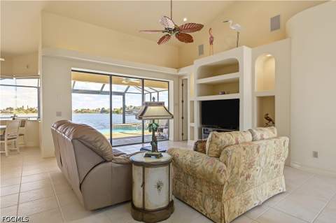 1025 SW 6th Ave, Cape Coral FL - photo 8 of 49
