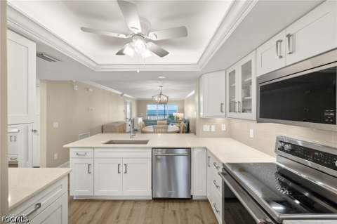 3067 W Gulf Dr 102, Sanibel FL - photo 11 of 34