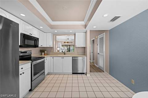 557 Serendipity Dr 557, Naples FL - photo 12 of 39
