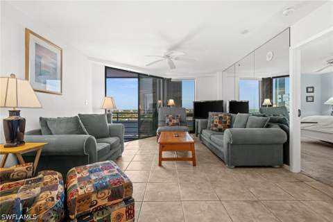 4751 Gulf Shore Blvd N 1602, Naples FL - photo 11 of 34