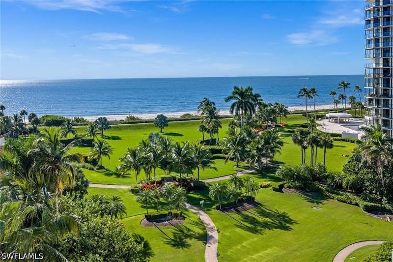 2 bedroom Condominium at 4751 Gulf Shore Blvd N 1602, Terraces At Park Shore, Naples — photo 3