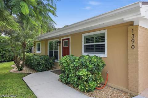 1390 Delmar Ln, Naples FL - photo 8 of 42
