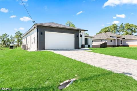 2905 Hanna Ave N, Lehigh Acres FL - photo 6 of 43