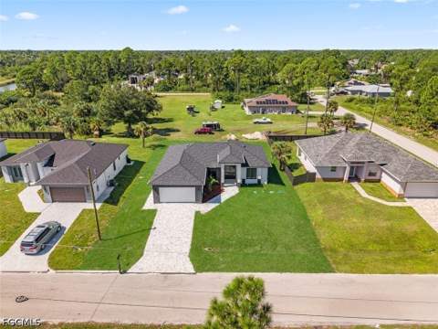 2905 Hanna Ave N, Lehigh Acres FL - photo 7 of 43