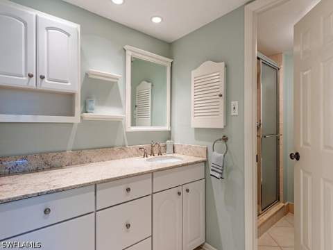 555 Park Shore Dr B411, Naples FL - photo 8 of 14