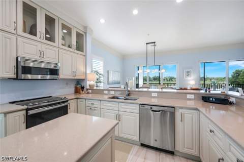 608 El Camino Real 201, Naples FL - photo 16 of 34