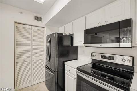 4127 Residence Dr 415, Fort Myers FL - photo 11 of 33
