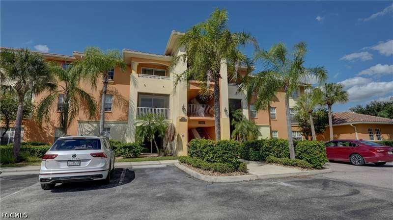 2 bedroom Condominium at 2904 Tuscan Dr 101, Isles Of Porto Vista, Cape Coral — photo 2