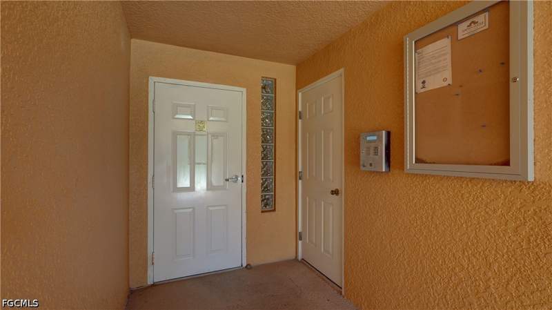 2 bedroom Condominium at 2904 Tuscan Dr 101, Isles Of Porto Vista, Cape Coral — photo 3