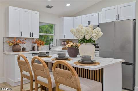 1424 SW 28th Ter, Cape Coral FL - photo 11 of 43